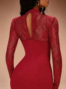Radiana 女士性感优雅红色蕾丝拼接长袖紧身连衣裙，胸部紧身设计，弹力针织面料贴合身形，凸显身材，适合约会、聚会、派对、日常出行、购物、夜店、下午茶、度假等场合。 - 紅色 - 查看 9