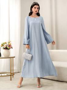 Yasmyna 花卉刺绣泡泡裙，优雅蓝色阿拉伯长袍 - 藍色 - 查看 5