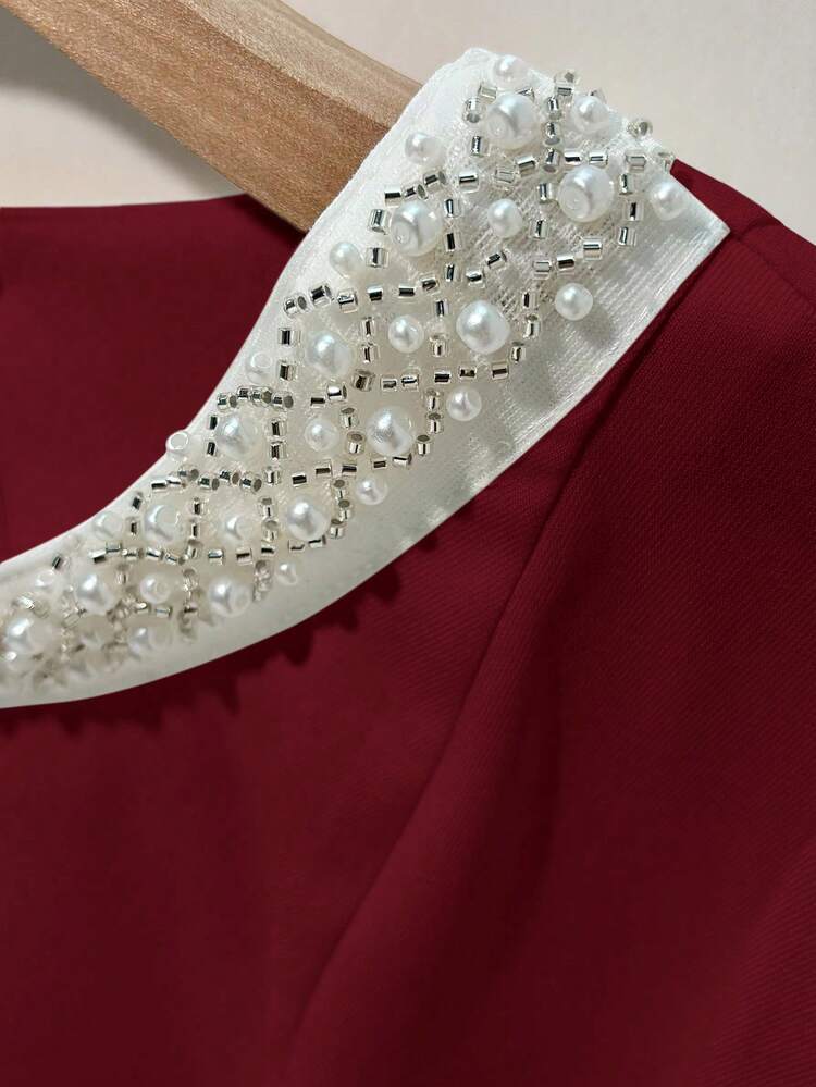 Franclia 파티, 데이트 복장, 가을/겨울에 적합한 우아하고 시크한 럭셔리 비즈 장식 허리 신치드 밑단 뒷면 지퍼 화이트 블라우스 - 버건디 - 보기 3