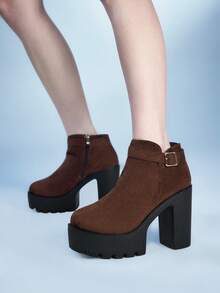 Sugerpunk 女士厚底搭扣设计休闲高跟踝靴，适合日常穿着