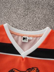 MTV | SHEIN 2pcs/Set Young Boy Colorblock V-Neck Animal Print Short Sleeve T-Shirt And Shorts Set - Orange - View 3