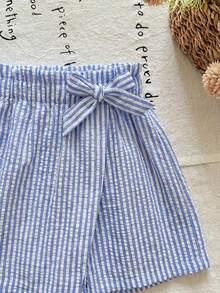 SHEIN LMoss Kids 女婴编织条纹纸袋腰短裤，带蝴蝶结装饰，夏季，女婴夏季服装裙，女婴短裤裙，条纹女婴短裤，蓝色女婴短裤，女婴格子短裤 - 彩色 - 查看 3