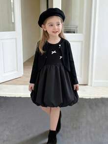 Bộ váy áo 2 món cho bé gái: Váy dài tay màu đen cổ tròn xòe bồng bềnh kèm áo khoác bolero cùng màu, đính nơ, thích hợp dự tiệc, phong cách thanh lịch cổ điển, kiểu công chúa, phù hợp cho cả bốn mùa 2026, dịp lễ hội, sự kiện trang trọng, lễ tốt nghiệp, chụp ảnh kỷ niệm. - màu đen - Xem 3