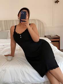 蕾丝边吊带睡衣睡裙