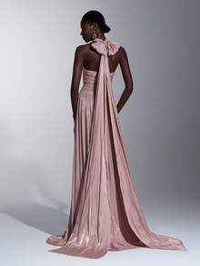 Elitara 优雅浪漫时尚的粉色亮面欧根纱面料褶皱装饰露背大A字廓形优雅派对礼服、婚礼宾客礼服、粉色连衣裙、时尚优雅的婚礼宾客正式晚礼服 - 粉色 - 查看 3
