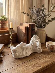 Cirelle Classical Reclining Female Statue Plaster Sculpture Tabletop Decoration - An Elegant Ancient-Style Statue With Rich Details, Suitable For Use As A Decoration On Home Or Office Bookshelves. It Is A Thoughtful Gift For Friends And Family. - Gypsum ornament - View 5