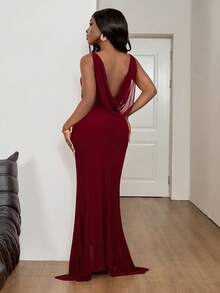 SHEIN PETITE CURVE 大码优雅性感露背吊带连衣裙 - 酒紅色 - 查看 2