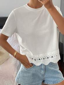 Livesso Áo thun nữ cổ tròn tay ngắn màu trơn phối ren vá đơn giản mùa hè - trắng - Xem 3
