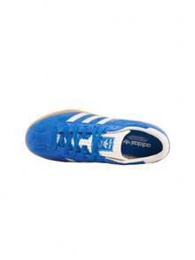 Adidas Gazelle室内女式运动鞋 蓝鸟/云白/生胶底 IH1086 - 藍/核心白/能量藍 - 查看 3