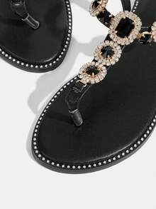 CUCCOO TILAWA Women's Vacation Beach Casual Fashion Rhinestone Flat Sandals - Black - View 5