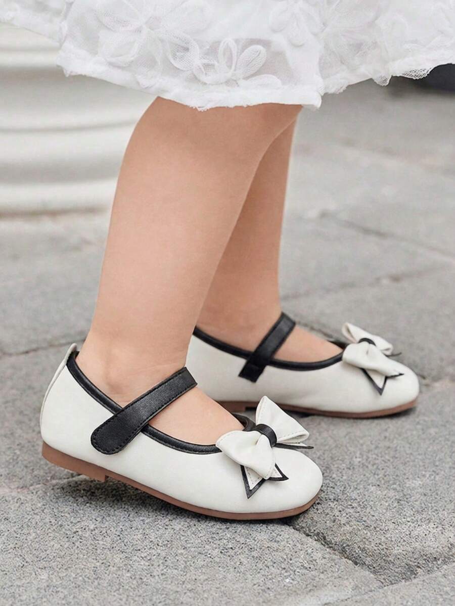 Cozy Pixies 1 Pair Girls' Cute & Fashionable Oversized Bow Mary Jane Shoes, Ideal For Stage, Wedding, Party, Daily Wear, Princess/Preppy Style, Flat Baby Shoes - White - View 1