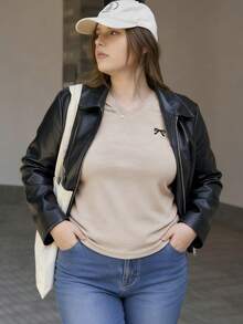 INAWLY Maglietta a maniche corte con stampa a fiocco, versatile per uso casual e pendolare, disponibile in taglie comode per donne - Cachi - Visualizzare 4
