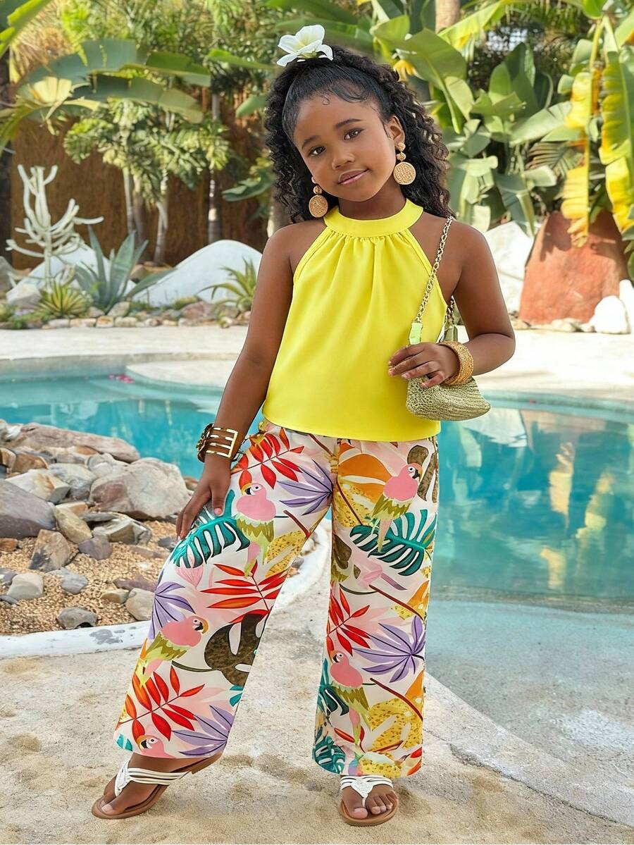 SHEIN Sparklyn Set de 2 piezas Conjunto de top halter esponjoso y pantalones cortos holgados con estampado floral para niñas preadolescentes, para vacaciones de verano - Multicolor - Ver 1