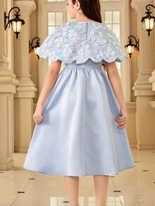 SHEIN Bộ 2 món cho bé gái tuổi teen, gồm váy in hoa và áo khoác cardigan, kiểu dáng công chúa thanh lịch. - Nhiều màu - Xem 3