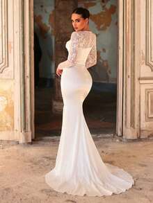 Aureia 优雅奢华白色珠绣拼接弹力缎手工贴花亮片装饰圆领荷叶边长袖美人鱼尾婚纱 - 白色 - 查看 5