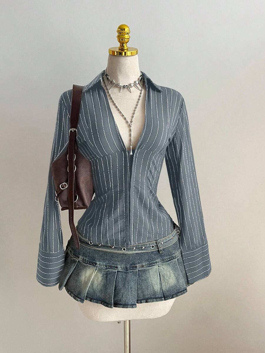 SHEIN Unity 1 pieza Camisa de mujer de manga larga con cuello a rayas, escote en V, ajuste ceñido y abotonada, para uso casual y de oficina, para invierno - Gris Claro - Ver 1