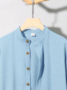SHEIN Teen Boys' Solid Color Single-Breasted Short Sleeve Textured Casual Shirt, Comfortable And Fashionable For Summer, Suitable For Casual, School, Travel, And Beach Vacation Light Blue Shirt Short Sleeve Shirt Mandarin Collar Shirt - Baby Blue - View 7