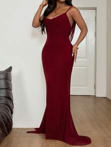 SHEIN PETITE CURVE 大码优雅性感露背吊带连衣裙 - 酒紅色 - 查看 4