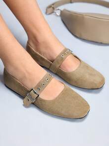 CUCCOO GRLICON Women's Buckle Design Casual Versatile Flat Shoes - Khaki - View 1