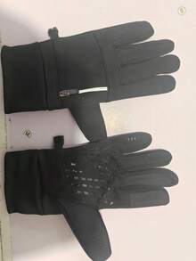 Black Winter Cycling Gloves, Touchscreen Compatible, Waterproof, Warm Lining, Anti-Slip Silicone Grip, Unisex. - Black - View 8
