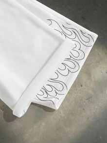 SWAVVY 男士抽绳腰带火焰印花休闲百搭日常短裤 - 白色 - 查看 6