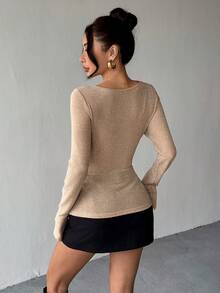 Almamuse 女士性感镂空蝴蝶结金属纽扣长袖T恤，闪亮开衩设计，适合秋冬季穿着 - 杏色 - 查看 3