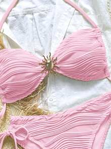 Swim Mod Conjunto de Maiô Bikini Halter com Fitas Laterais, Fivela de Metal e Tecido Texturizado Swim Chiccia, Praia de Verão - Rosa chiclete - Visão 5