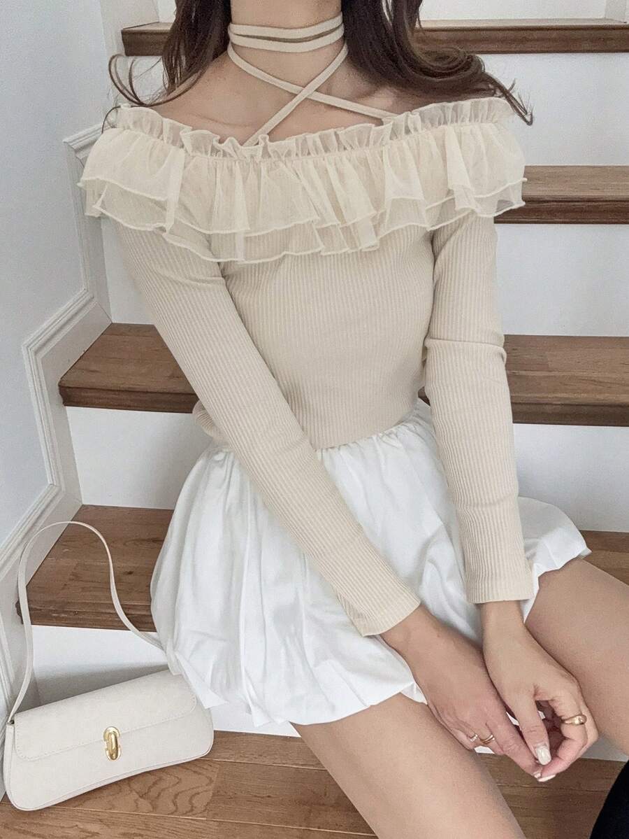 FRIFUL Áo thun nữ màu trơn, cổ dây rút, trễ vai, phối lưới xếp ly, dáng ôm ngọt ngào, thích hợp cho mùa xuân. - màu đen - Xem 1