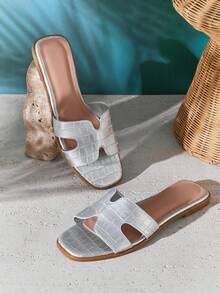 SHUZIA Trending Fashionable Flat Sandals For Summer - Silver - View 6