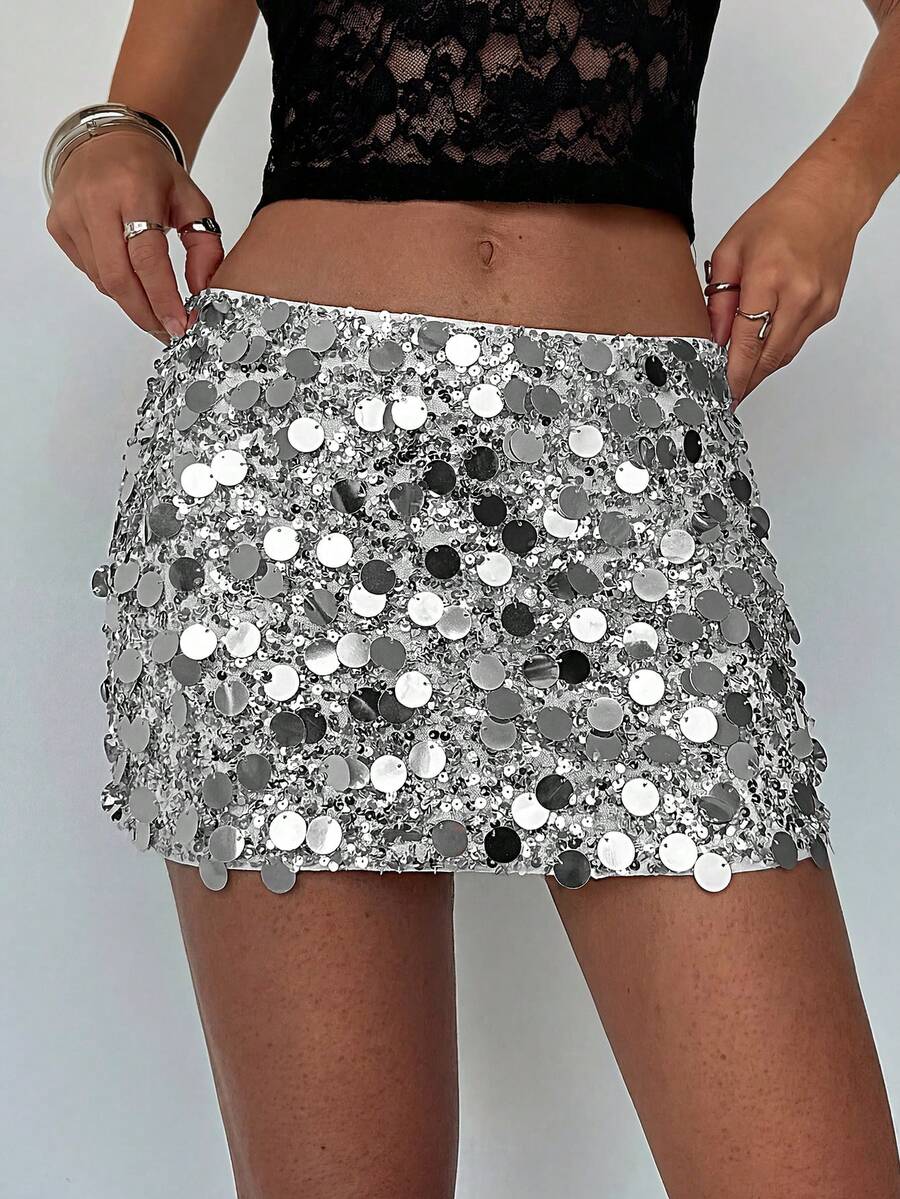 Aloruh Women's Sexy Low Waist Sequin Embroidered Mini Skirt For Party - Silver - View 1
