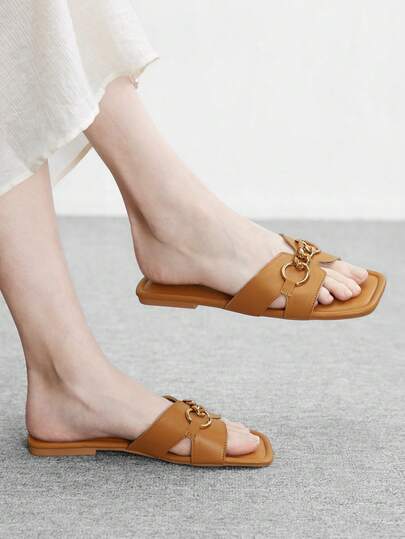 CUCCOO BIZCHIC Women's Metal Chain Decor Casual Fashion Flat Slide Sandals