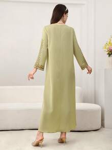 Yasmyna Elegant Embroidered Loose Long Sleeve Robe With Headscarf - Green - View 7