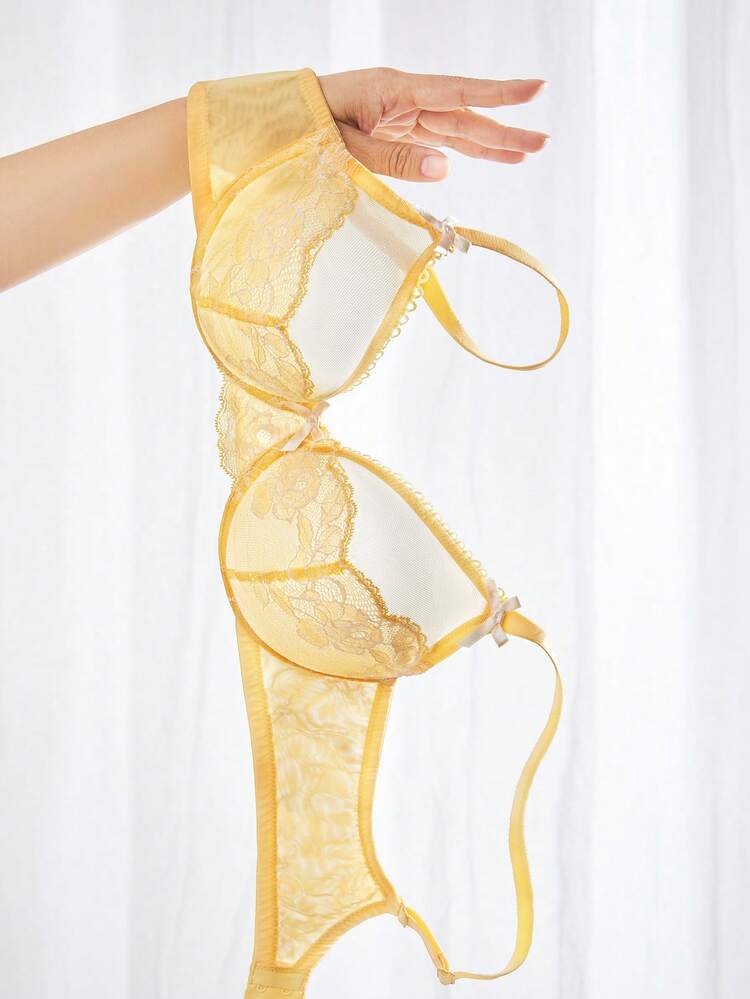 Minimizer Unlined Lace Bra