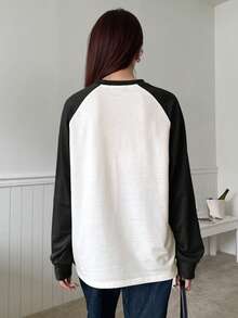 DAZY Áo thun tay lỡ phối màu chữ, quần áo mùa thu, quần áo trở lại trường, áo dài tay cho nữ - Đen và trắng - Xem 5