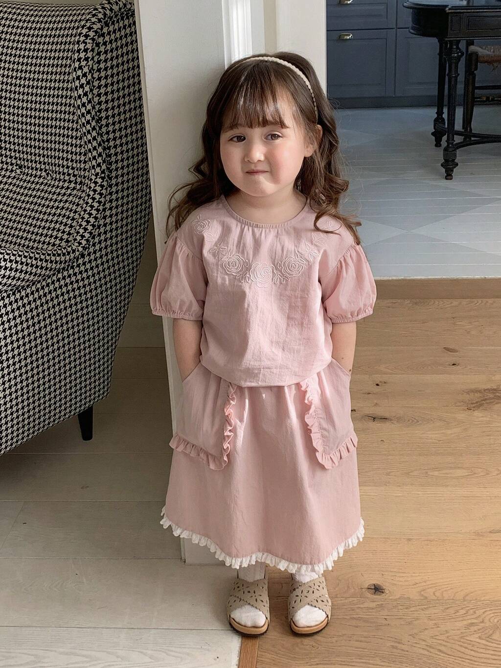 2pcs/Set Toddler Girls' Round Neck Cute Embroidered Shirt & Skirt Casual Korean Style Outfit