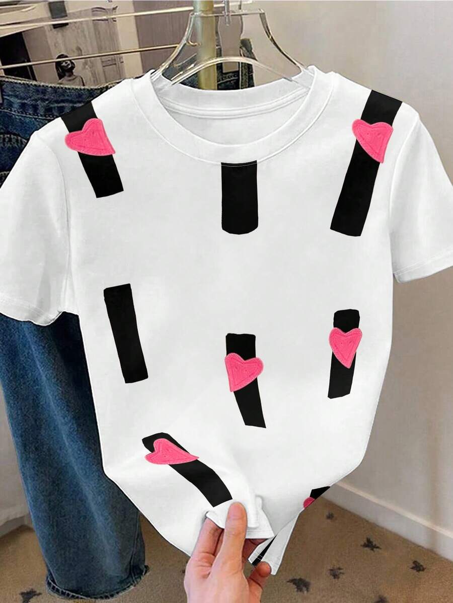 SHEIN 夏季新款经典黑色条纹，仿爱心印花图案设计，简约休闲版型，穿着舒适，夏季户外上衣，女士常规版型T恤，适合学生、教师、户外活动、购物等场合，时尚新颖的图案 - 白色 - 查看 1