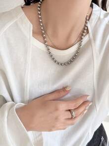 FRIFUL 女士不对称领宽松纯色长袖叠穿T恤 - 白色 - 查看 2