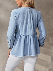 Breezaya Camicetta di jeans ampia con scollo rotondo, maniche a 3/4 e orlo con volant sfrangiato - Blu - Visualizzare 2