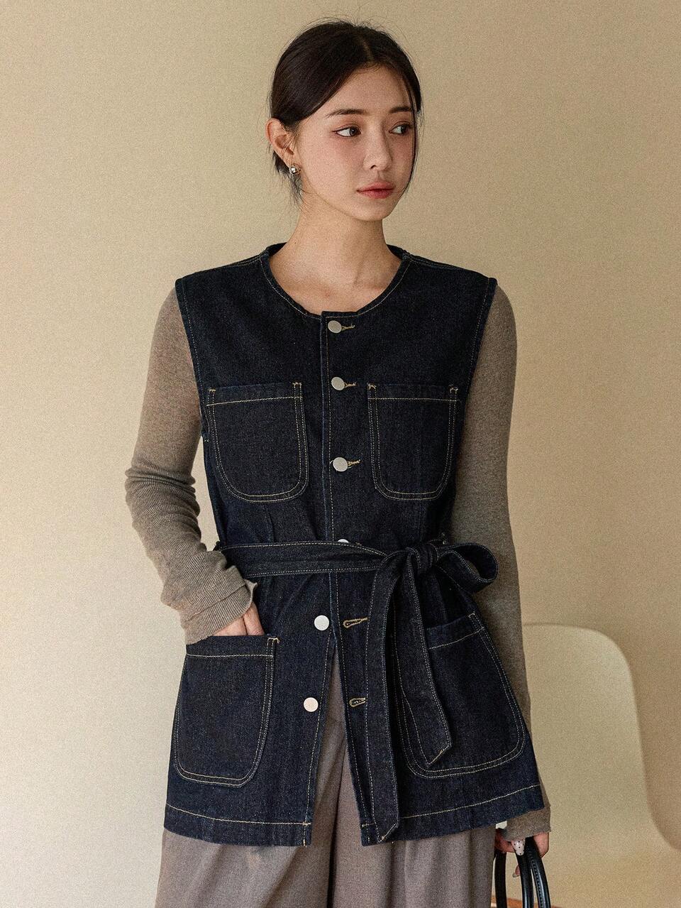 Women's Autumn/Winter Round Neck Single-Breasted Multi-Pocket Casual Sleeveless Denim Jacket