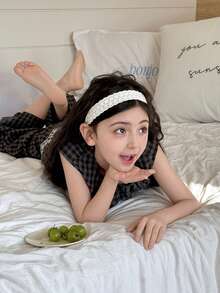 DAZY Tween Girl Plaid Floral Embroidered Crew Neck Top And Pants Pajama Set - Multicolor - View 1