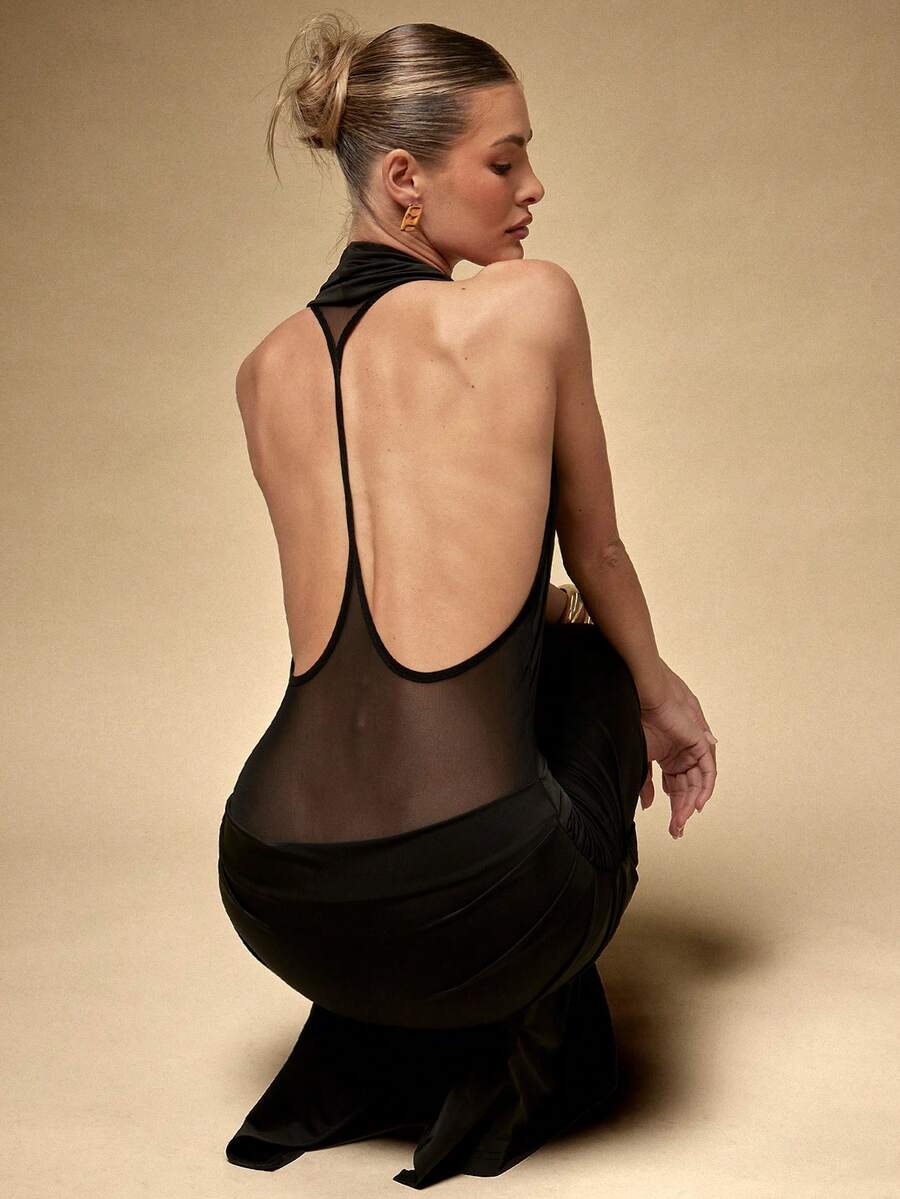 Hauture 小众设计时尚深V领收腰网纱拼接连衣裙 - 黑色 - 查看 1