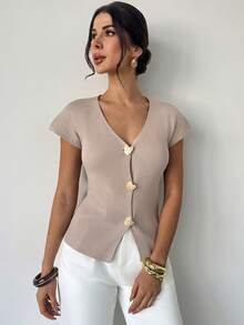 Firerie 女士纯色修身V领弹力优雅金色纽扣开衫毛衣，长袖休闲/办公/街头/约会穿着，轻薄夏季休闲开衫 - 杏色 - 查看 9