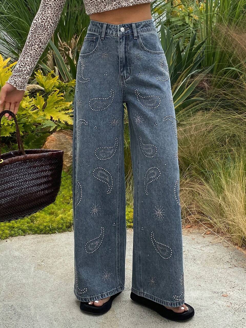 Women's Regular Waist Straight Leg Jeans With Cashew Flower Rhinestone Design, Casual City Style Y2k