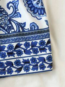 SHEIN ChillGRL Tween Girls' Streecool Woven Printed Camisole Top, Twist Cutout Sleeveless Jumpsuit, Printed Pattern Women's Summer Outfit, Vacation Wear, Boho Chic Fashion, Beach Clothing, Casual Flowy Bohemian, Tropical Attire Suitable For Daily Commute, Leisure, Vacation, Beach, Party - Blue - View 6