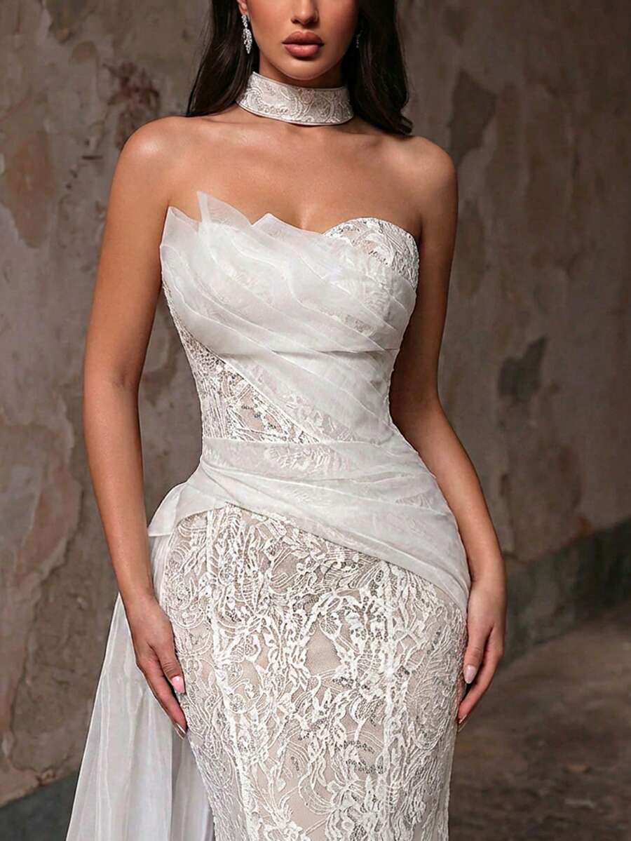 Glamrae Đầm dạ hội trắng sang trọng, thanh lịch với chất liệu ren giả ngọc trai đính sequin, không dây vai, thiết kế độc đáo với phần thân trước xếp ly, hai bên hông xếp tầng bồng bềnh, chân váy đuôi cá, phù hợp cho mọi dịp trang trọng, đám cưới, váy cô dâu, ngày Valentine.
