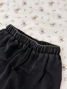 SHEIN Tween Girl 2pcs Set: Black Snowflake Embroidered Ribbed Knit Camisole Top And Casual Retro Snowflake Printed Pants - Grey - View 3