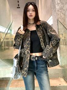 DAZY Blusa vaquera de manga larga con estampado de leopardo de color contrastante para mujer - Café integral - Ver 4