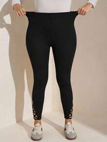 SHEIN LUNE 大码紧身裤 瑜伽裤 曲线大码打底裤 大码运动打底裤 大码瑜伽裤 弹力裤 大码运动服 保暖打底裤 春夏大码女士高腰黑色宽松裤,交织交叉系带设计,高弹舒适,适合户外运动和休闲穿着 女士打底裤 情人节女士打底裤 罗纹打底裤 黑色打底裤 弹力打底裤 交叉系带打底裤 弹力裤 罗纹裤 交叉细节针织打底裤 黑色裤子 镂空裤 女士黑色打底裤 交叉踝部打底裤 高腰打底裤 修身打底裤 罗纹针织打底裤 交叉细节打底裤 镂空打底裤 镂空打底裤 打底裤两件套 紧身裤两件套 女士系带打底裤 镂空细节打底裤 系带裤 女士紧身裤 - 黑色 - 查看 12