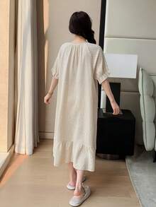 DAZY 可爱小熊英文图案波点印花宽松短袖连衣裙，夏季女士家居服 - 杏色 - 查看 2
