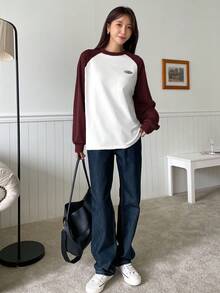 DAZY Maglia a maniche raglan con patch a lettera e blocchi di colore, top a maniche lunghe da donna per l'autunno - Bordò - Visualizzare 4